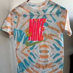 Used The Nike Tee Boys. Great condition